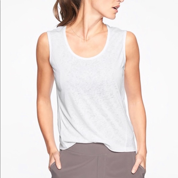 Athleta Tops - Athleta Breezy muscle tee!